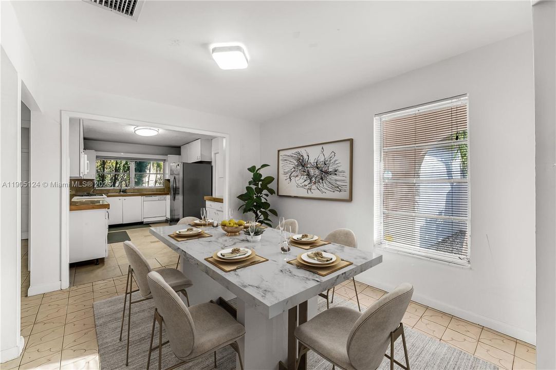 Active With Contract: $700,000 (4 beds, 2 baths, 1612 Square Feet)