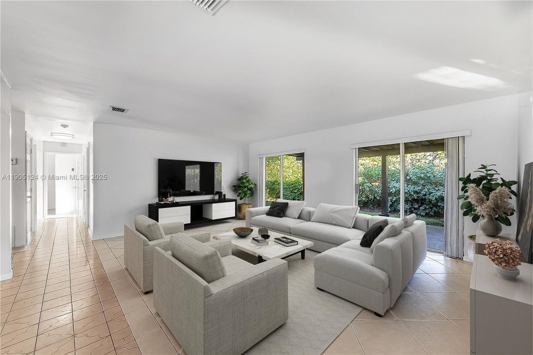 Active With Contract: $700,000 (4 beds, 2 baths, 1612 Square Feet)