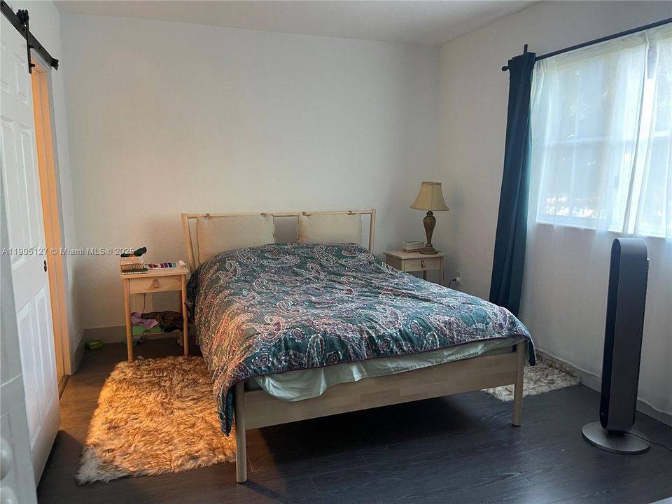 For Rent: $2,700 (2 beds, 2 baths, 1205 Square Feet)