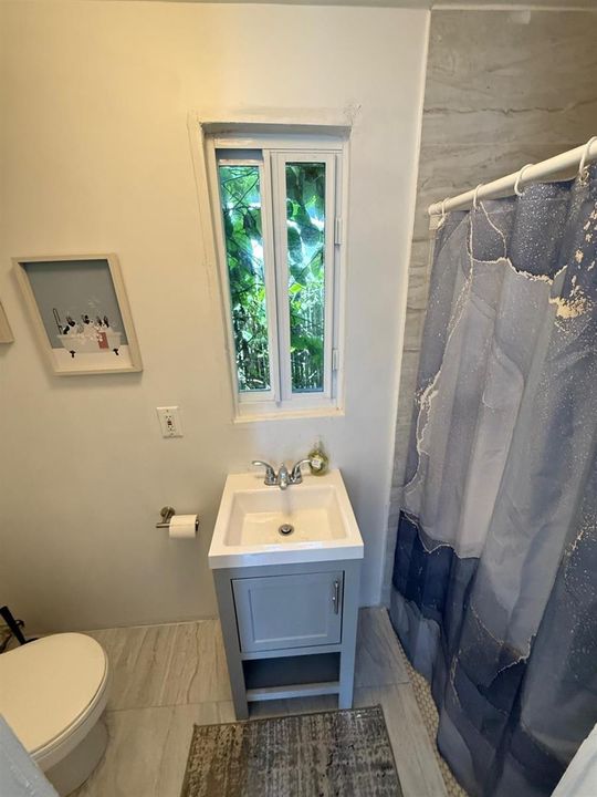 SOCIAL BATH REAR UNIT
