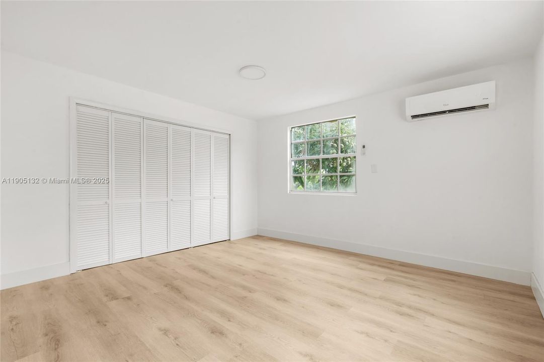 For Sale: $950,000 (0 beds, 0 baths, 2306 Square Feet)