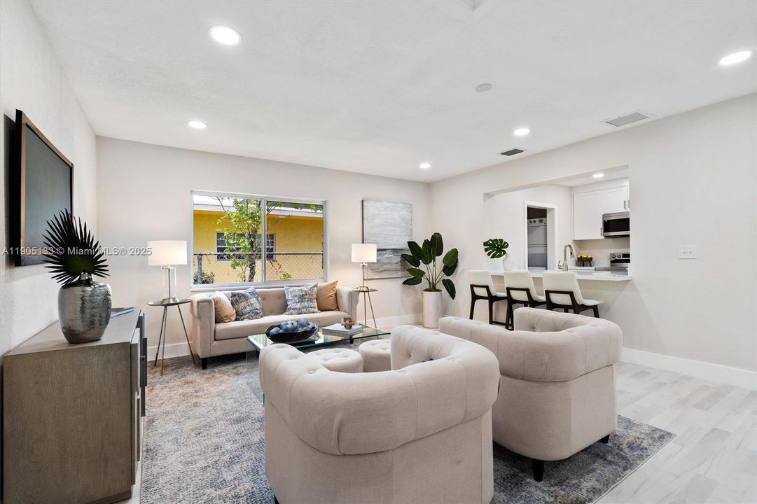 For Sale: $575,000 (4 beds, 3 baths, 1932 Square Feet)