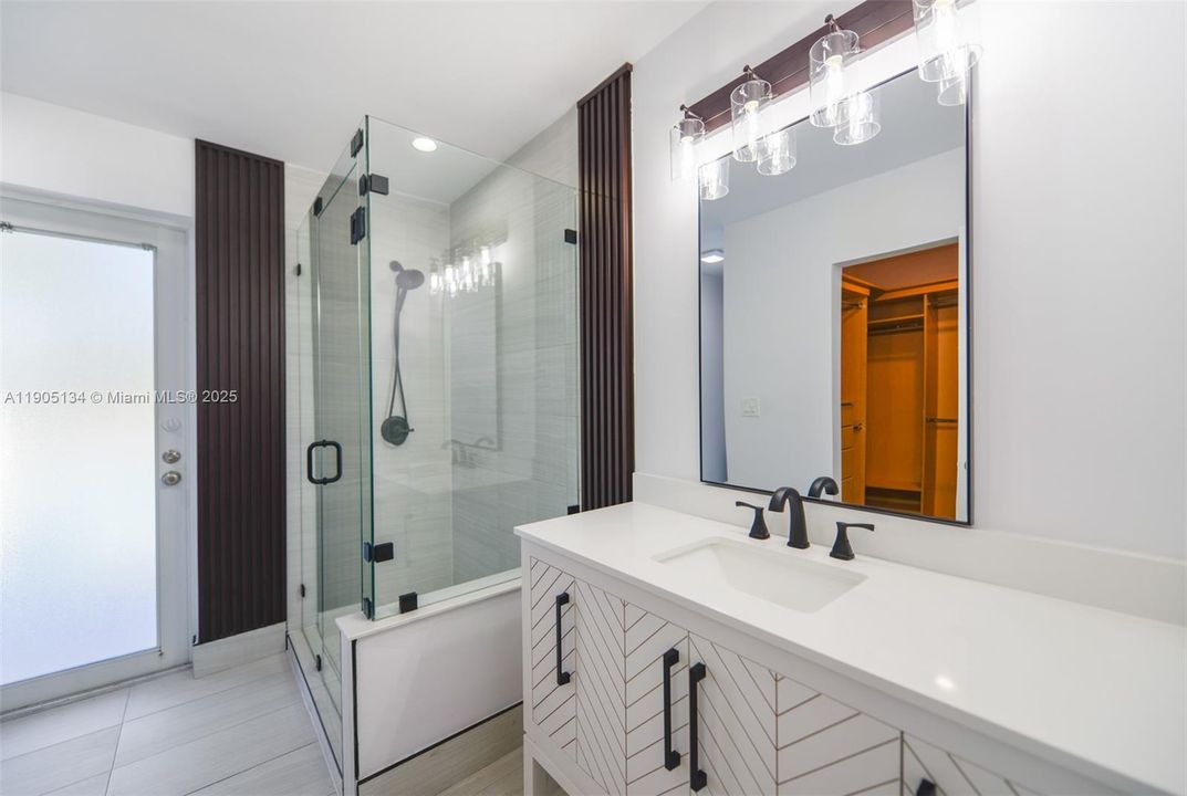 For Rent: $6,500 (4 beds, 3 baths, 2126 Square Feet)