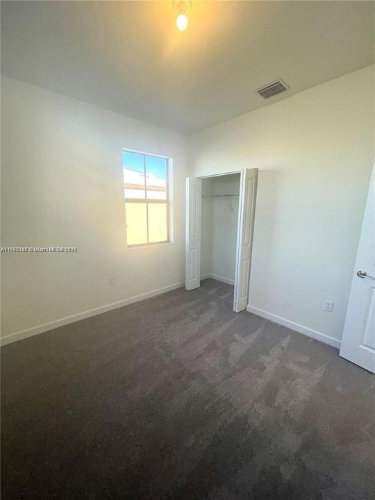 待售: $545,000 (3 贝兹, 2 浴室, 1376 平方英尺)