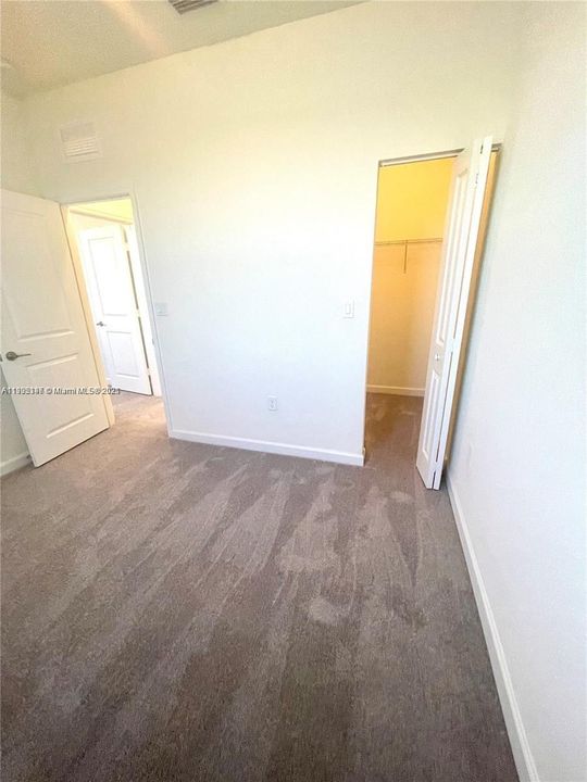 待售: $545,000 (3 贝兹, 2 浴室, 1376 平方英尺)