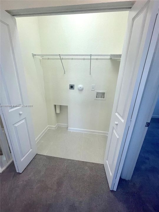 待售: $545,000 (3 贝兹, 2 浴室, 1376 平方英尺)