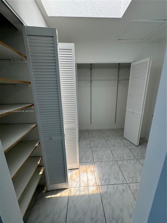 Recently Rented: $3,500 (4 beds, 2 baths, 1660 Square Feet)