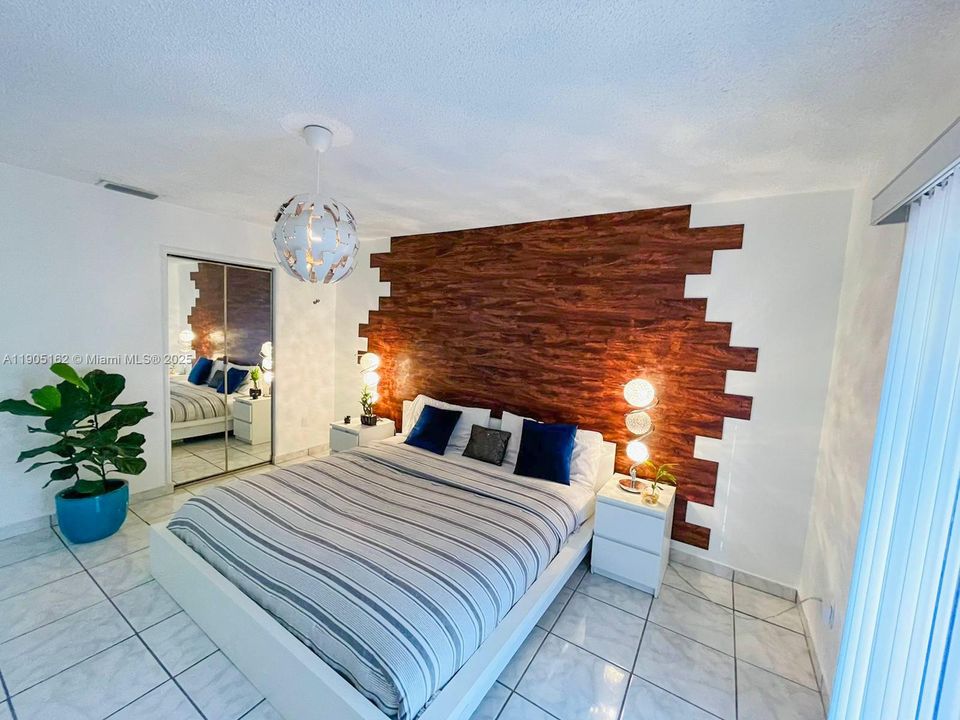 Recently Rented: $2,400 (2 beds, 1 baths, 1025 Square Feet)