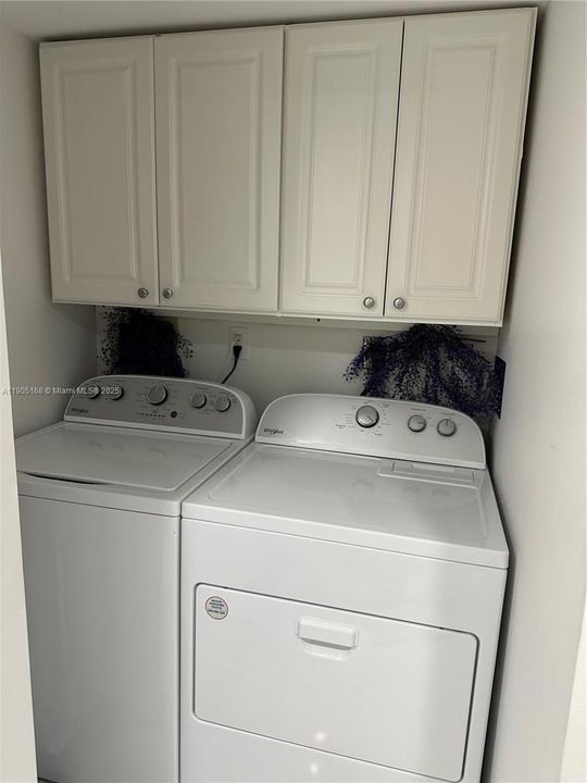 For Rent: $5,500 (1 beds, 2 baths, 1260 Square Feet)