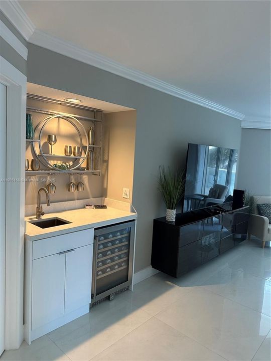 For Rent: $5,500 (1 beds, 2 baths, 1260 Square Feet)