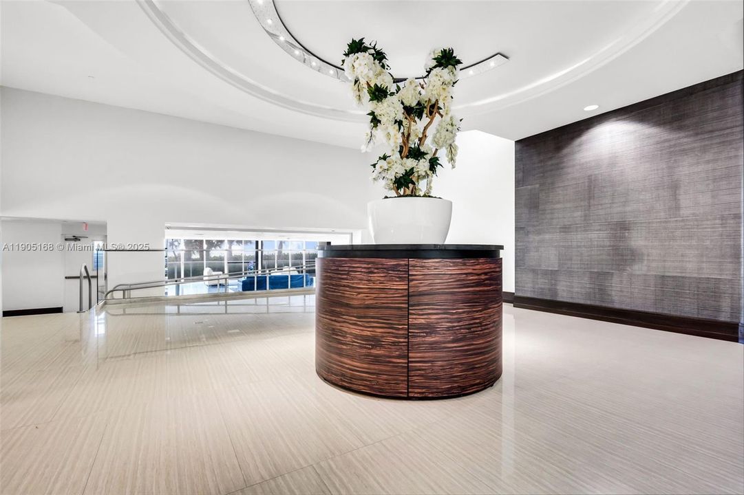 For Rent: $5,500 (1 beds, 2 baths, 1260 Square Feet)