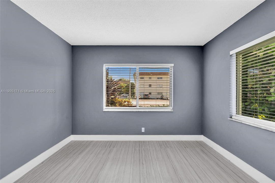 出租: $1,995 (2 贝兹, 2 浴室, 939 平方英尺)