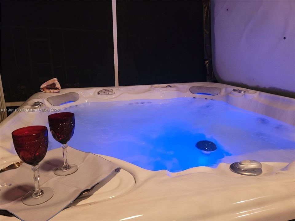 出租: $3,200 (3 贝兹, 2 浴室, 2192 平方英尺)