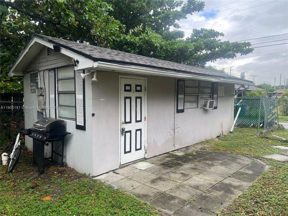 Недавно арендовано: $1,250 (0 спален, 1 ванн, 0 Квадратных фут)