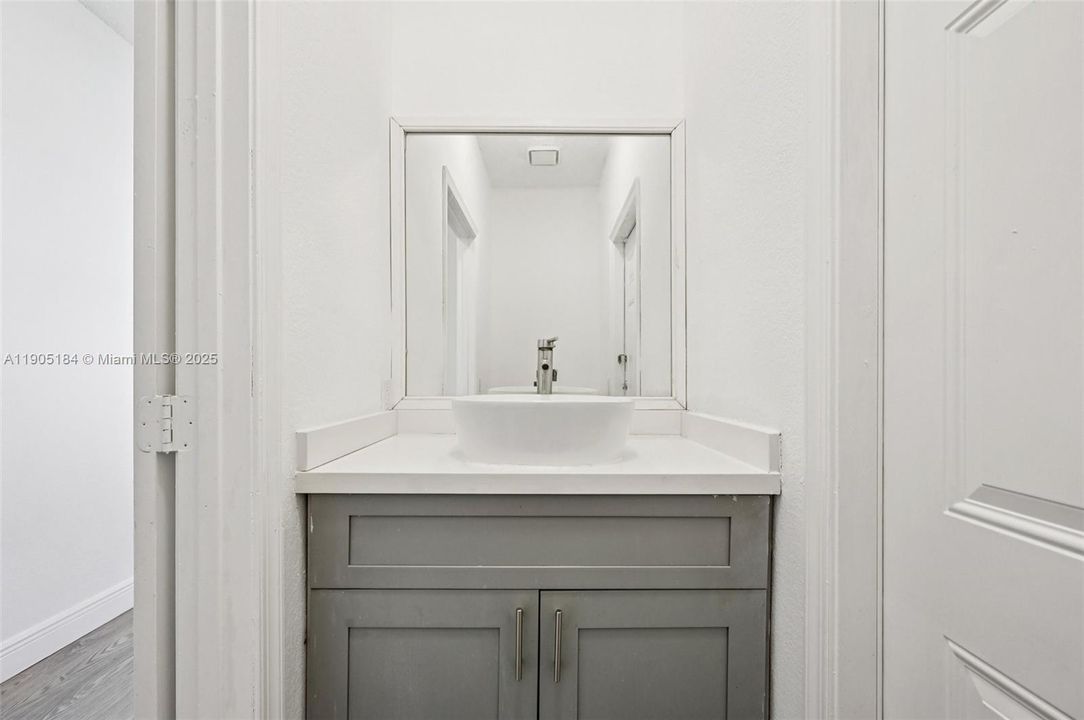 На продажу: $849,000 (4 спален, 2 ванн, 2789 Квадратных фут)