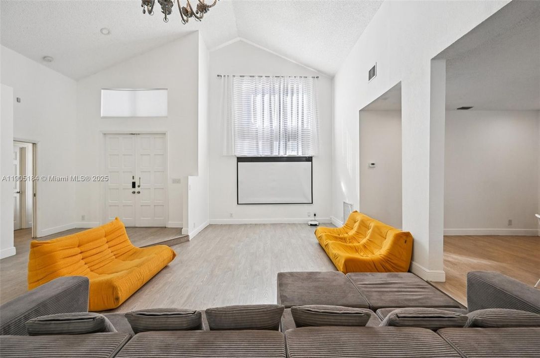 На продажу: $849,000 (4 спален, 2 ванн, 2789 Квадратных фут)