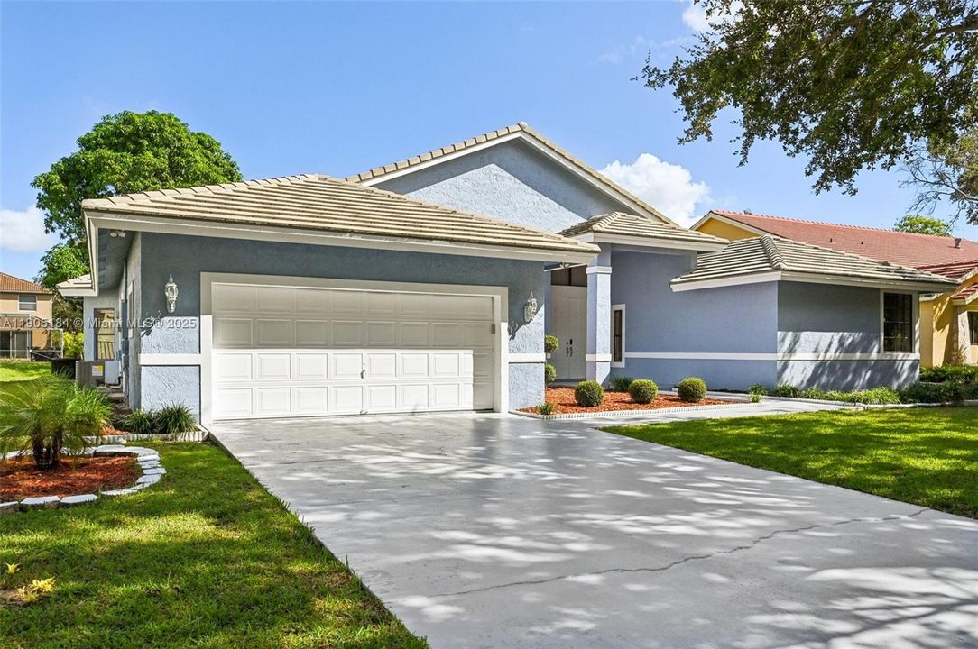 На продажу: $849,000 (4 спален, 2 ванн, 2789 Квадратных фут)