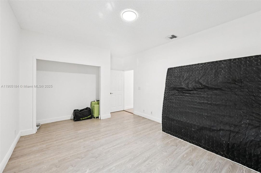 На продажу: $849,000 (4 спален, 2 ванн, 2789 Квадратных фут)