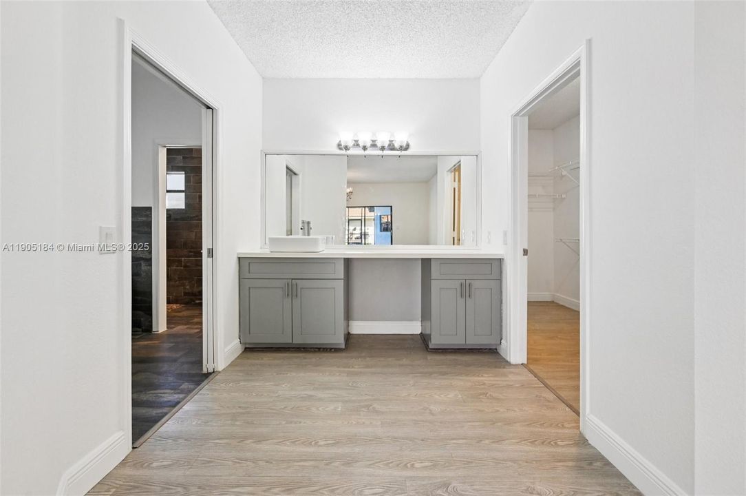 На продажу: $849,000 (4 спален, 2 ванн, 2789 Квадратных фут)