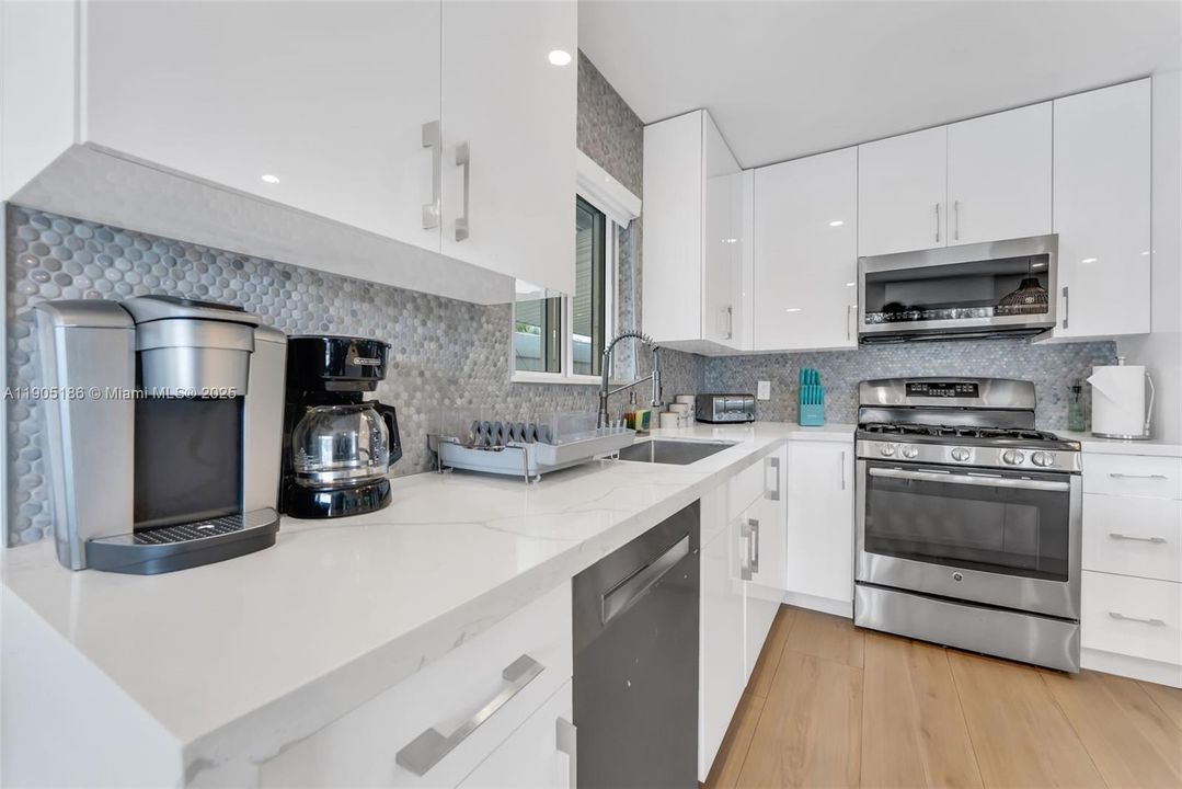 Active With Contract: $1,300,000 (0 beds, 0 baths, 2266 Square Feet)