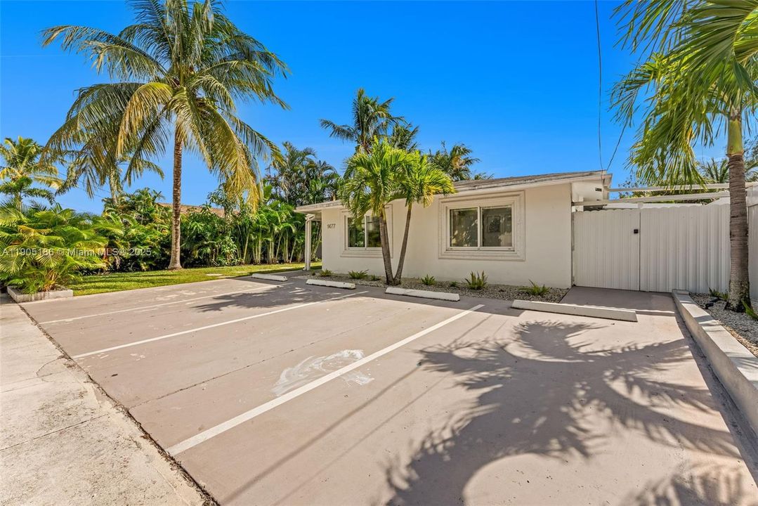 Active With Contract: $1,300,000 (0 beds, 0 baths, 2266 Square Feet)