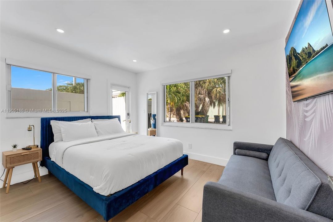 Active With Contract: $1,300,000 (0 beds, 0 baths, 2266 Square Feet)