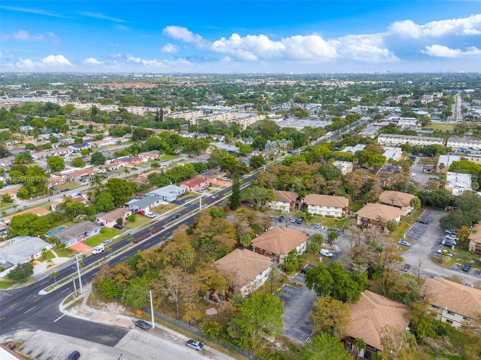 For Sale: $115,000 (1 beds, 1 baths, 600 Square Feet)