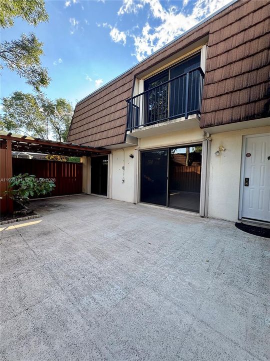 For Rent: $2,700 (2 beds, 2 baths, 1488 Square Feet)