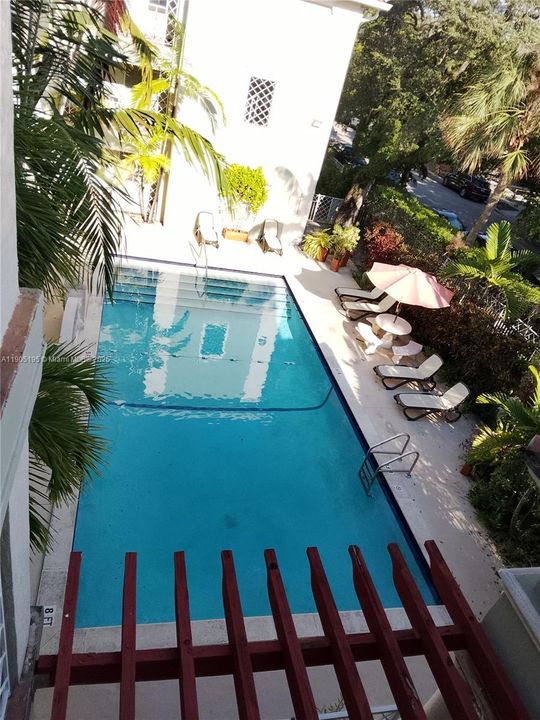 Recently Rented: $2,400 (2 beds, 1 baths, 740 Square Feet)