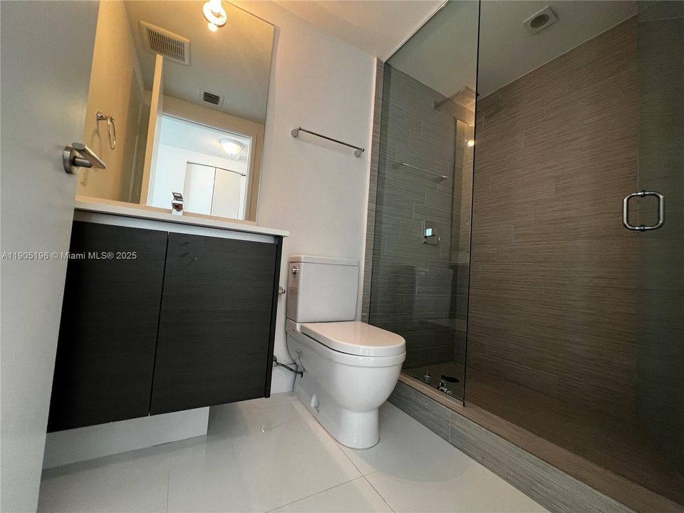 For Rent: $7,000 (3 beds, 3 baths, 1892 Square Feet)