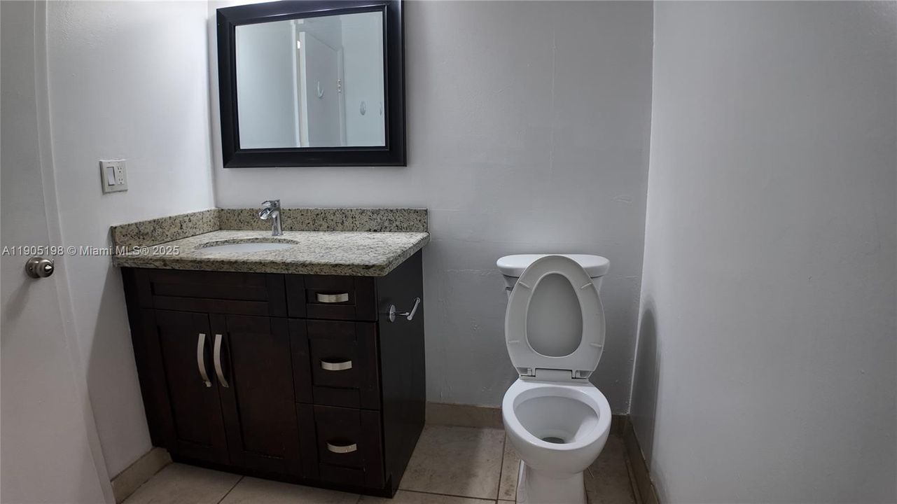 For Rent: $3,550 (4 beds, 2 baths, 1889 Square Feet)