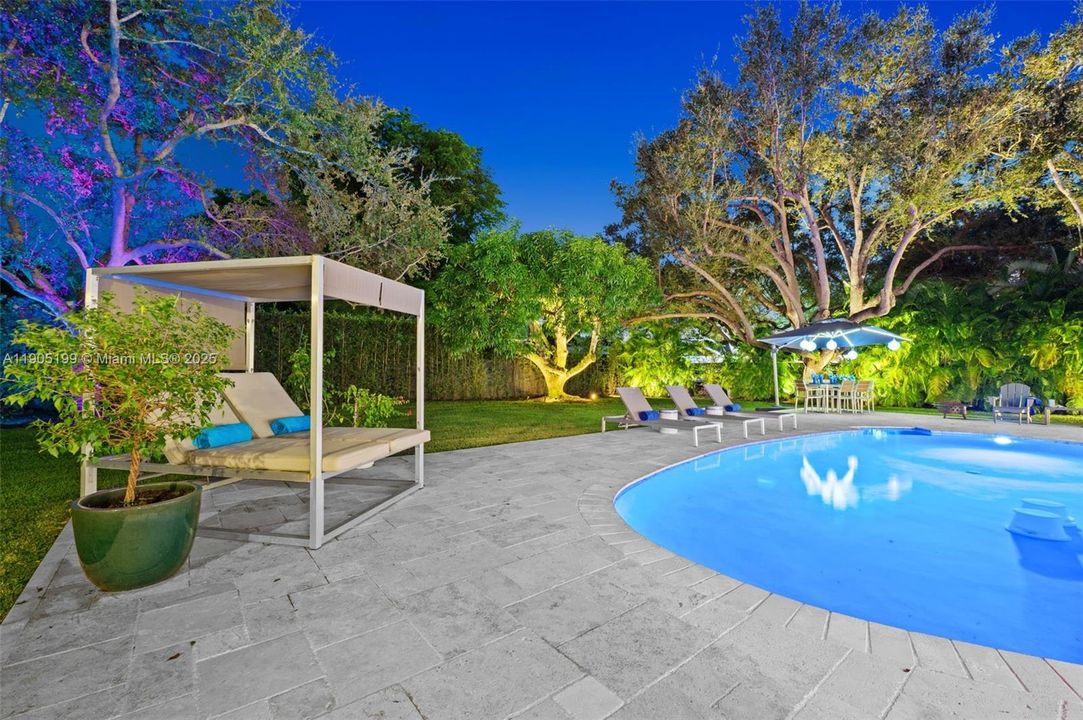 Activo con contrato: $1,625,000 (3 camas, 2 baños, 1854 Pies cuadrados)