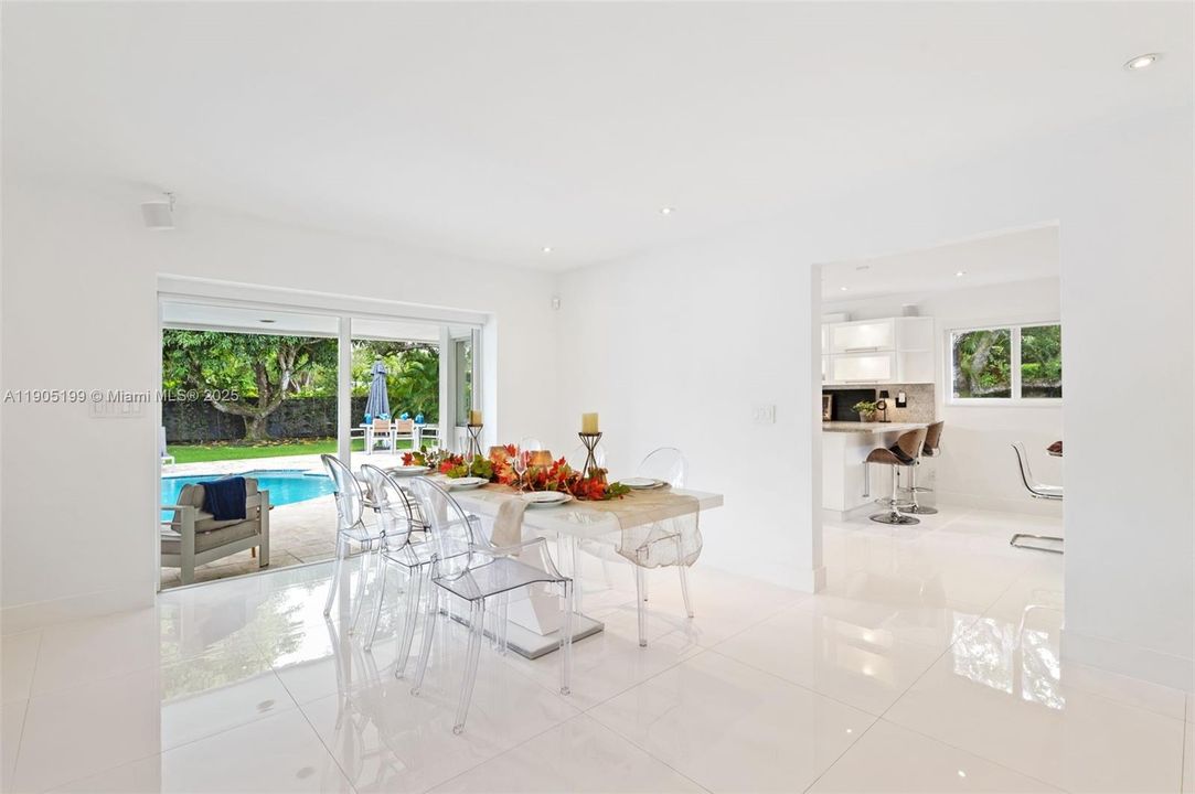 Activo con contrato: $1,625,000 (3 camas, 2 baños, 1854 Pies cuadrados)