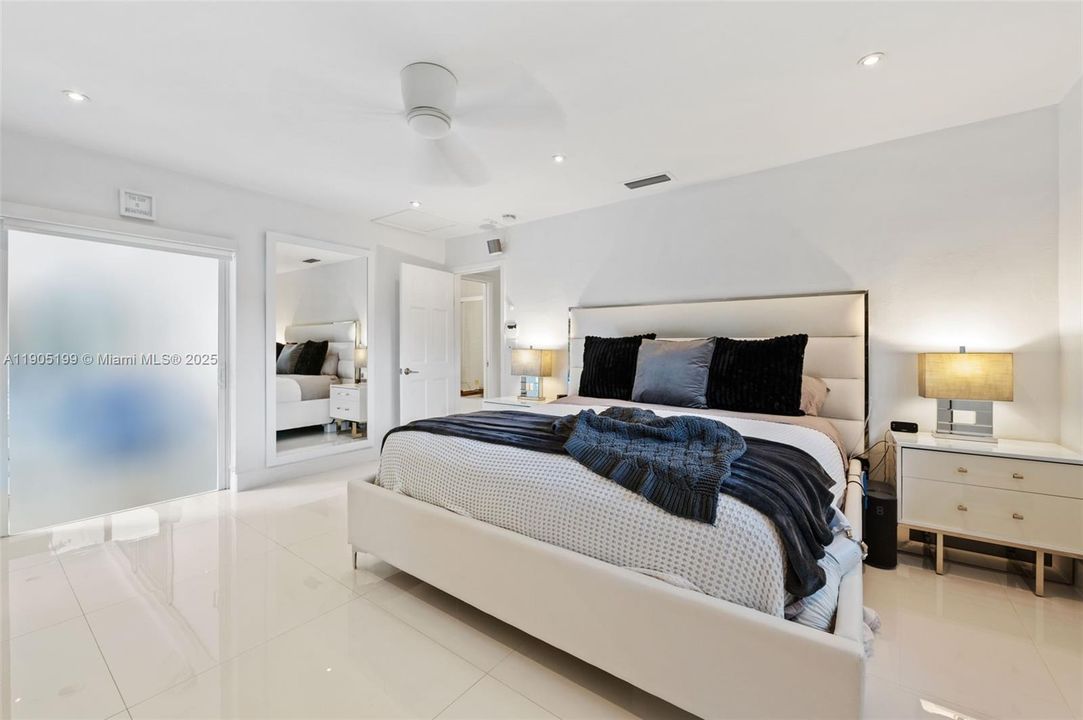 Activo con contrato: $1,625,000 (3 camas, 2 baños, 1854 Pies cuadrados)