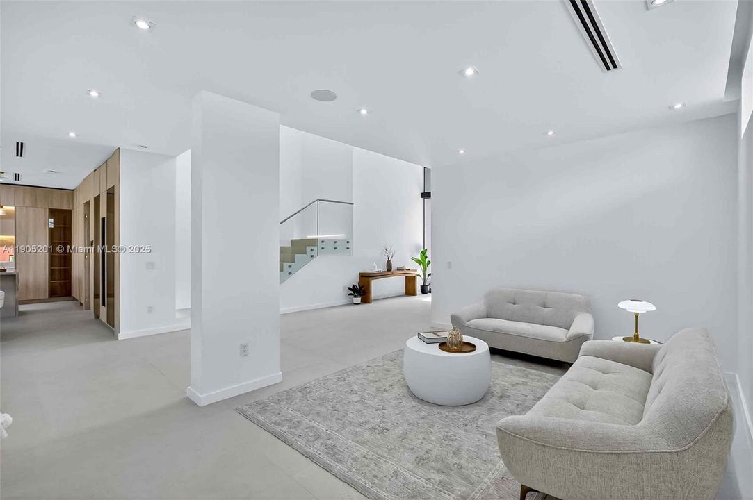 For Sale: $6,375,000 (5 beds, 6 baths, 3750 Square Feet)