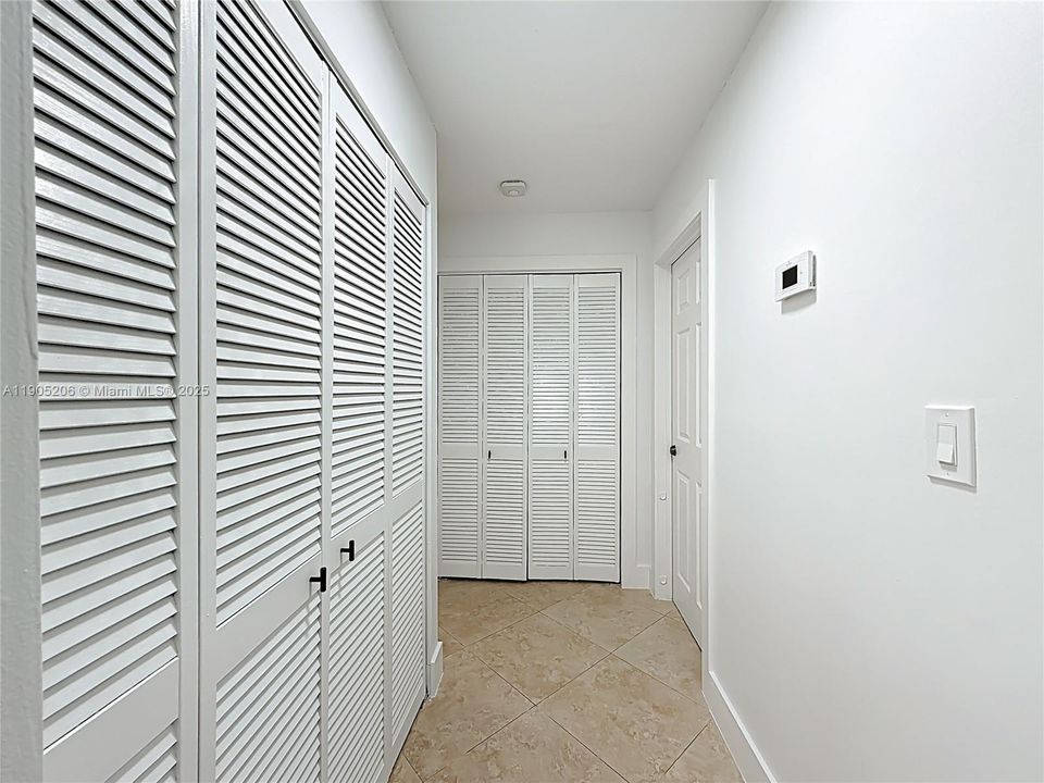 Recently Rented: $4,000 (4 beds, 3 baths, 1540 Square Feet)