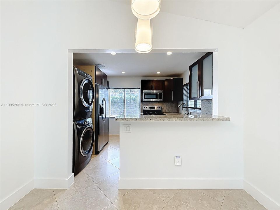 Recently Rented: $4,000 (4 beds, 3 baths, 1540 Square Feet)