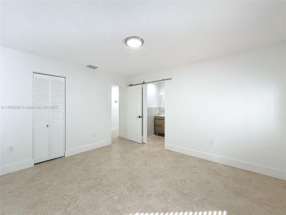 Recently Rented: $4,000 (4 beds, 3 baths, 1540 Square Feet)