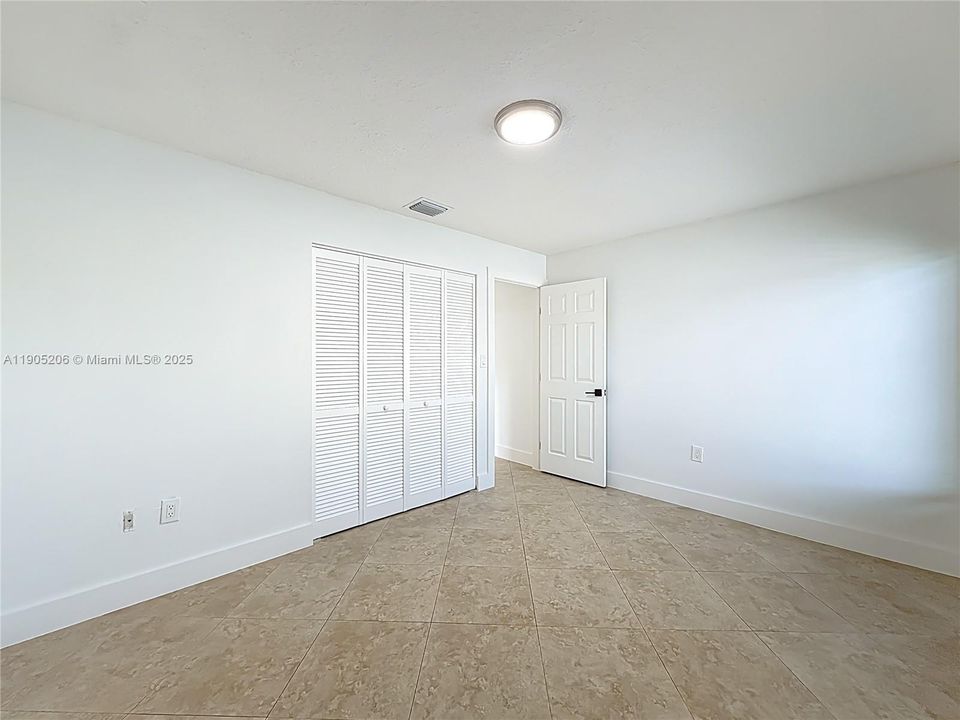 Recently Rented: $4,000 (4 beds, 3 baths, 1540 Square Feet)