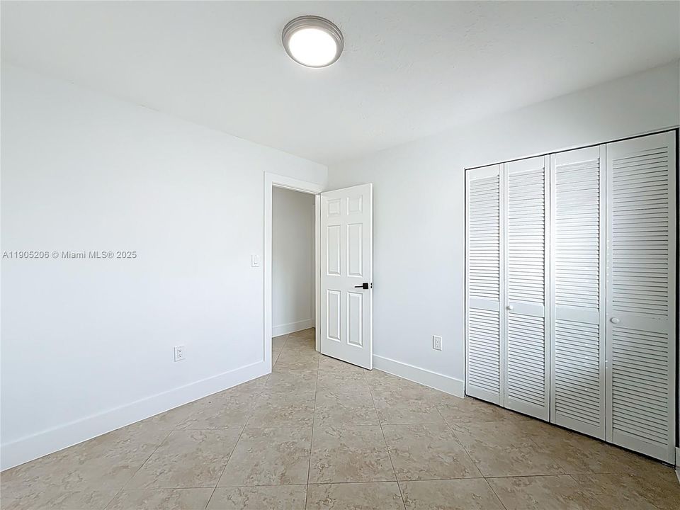 Recently Rented: $4,000 (4 beds, 3 baths, 1540 Square Feet)