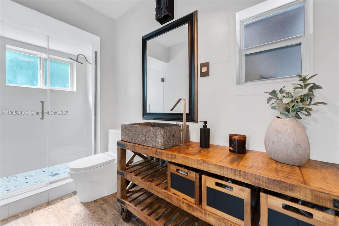 En Venta: $1,549,000 (4 camas, 4 baños, 2348 Pies cuadrados)