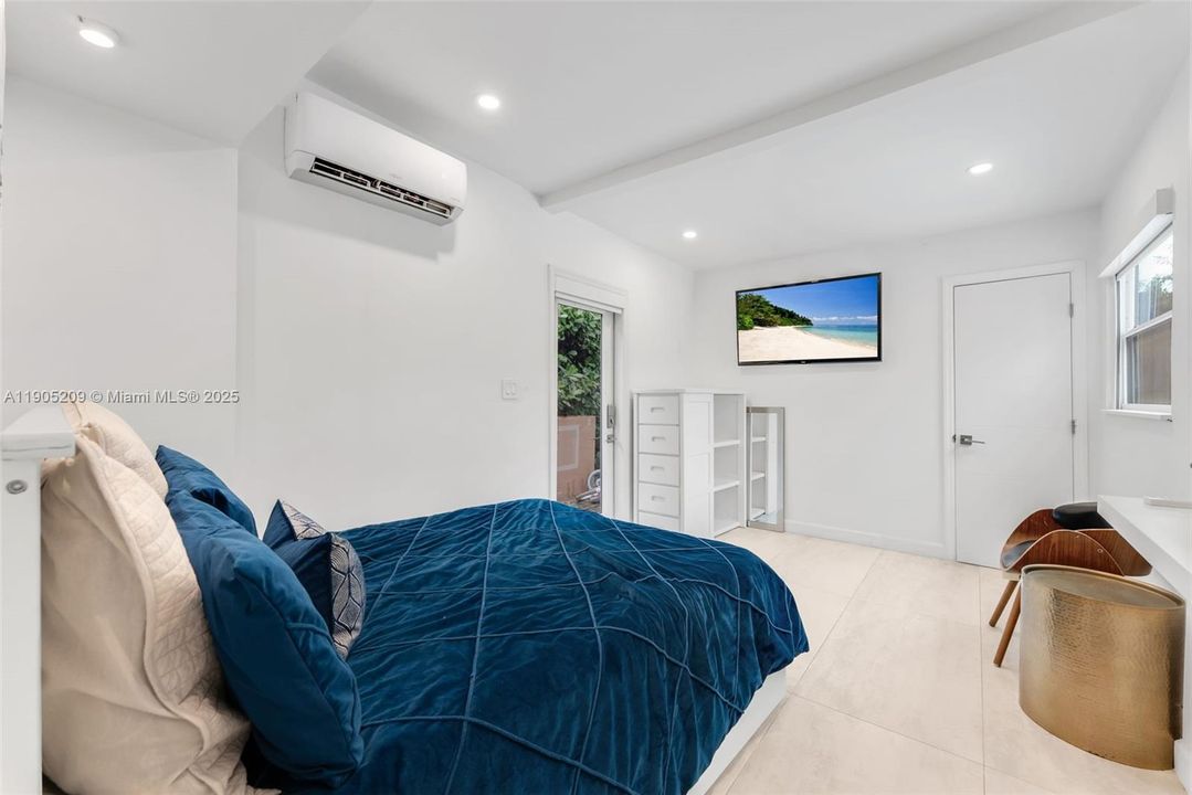 En Venta: $1,549,000 (4 camas, 4 baños, 2348 Pies cuadrados)