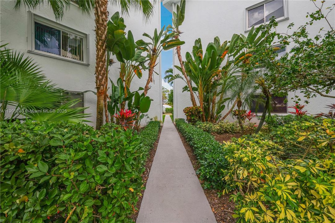 For Sale: $225,000 (3 beds, 2 baths, 1505 Square Feet)