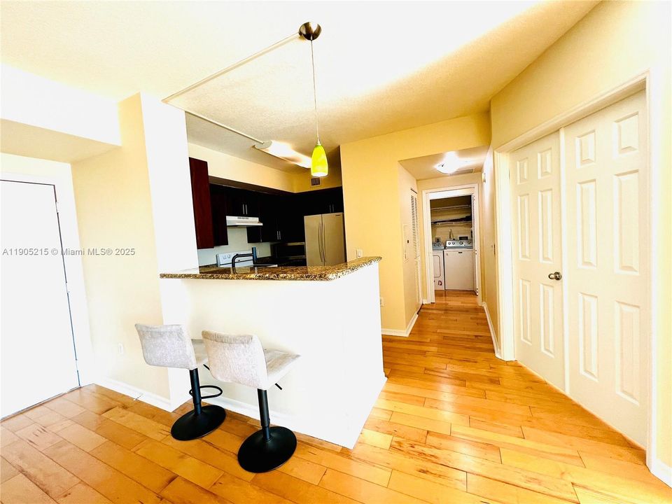For Rent: $2,875 (3 beds, 2 baths, 1506 Square Feet)