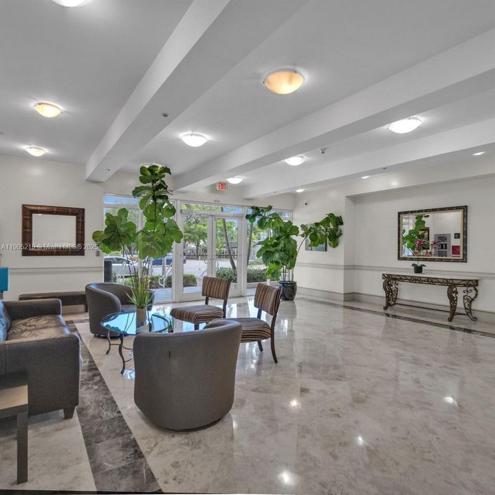 Activo con contrato: $2,350 (1 camas, 1 baños, 745 Pies cuadrados)