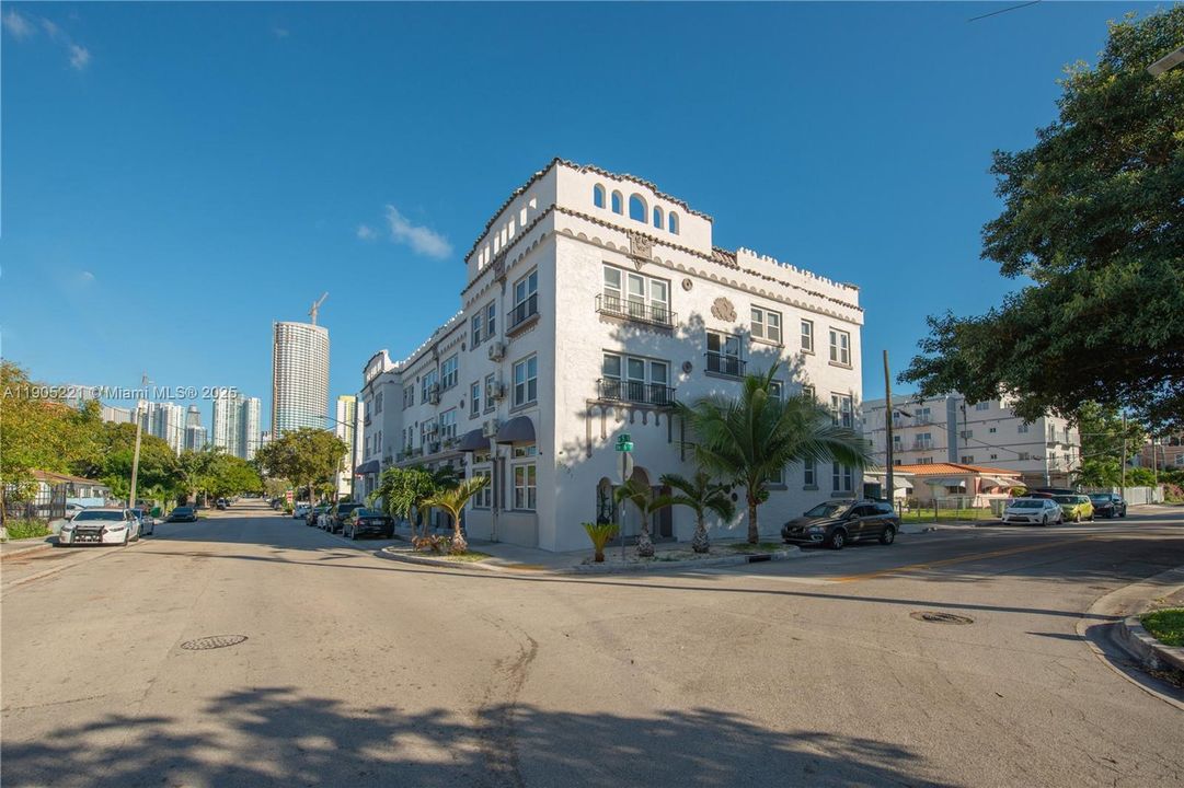 Recently Rented: $1,650 (1 beds, 1 baths, 0 Square Feet)