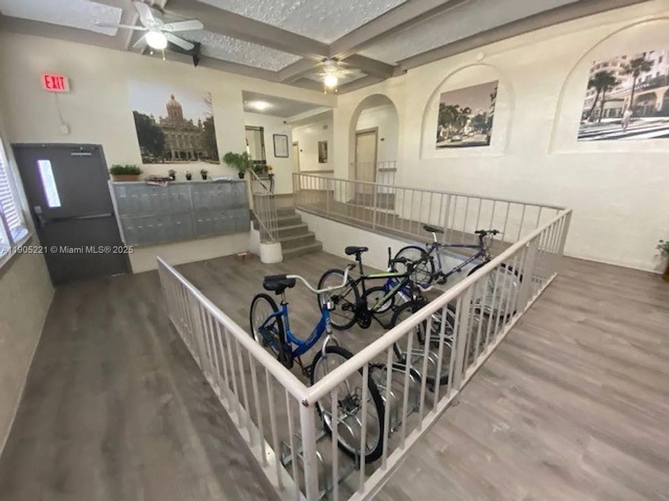 Recently Rented: $1,650 (1 beds, 1 baths, 0 Square Feet)