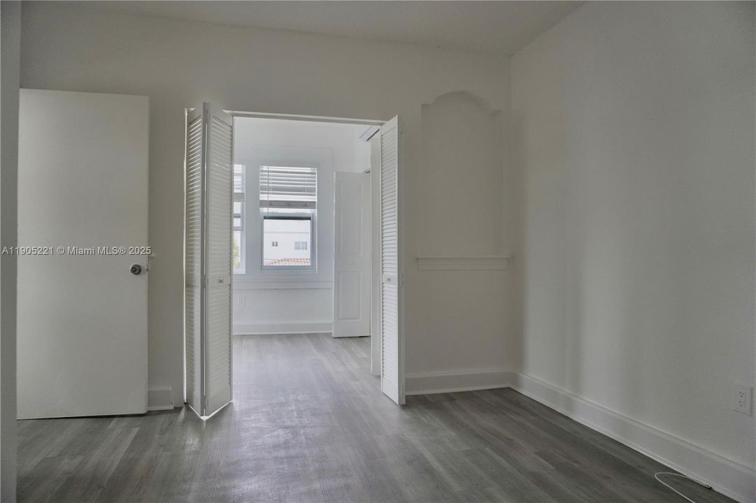 Recently Rented: $1,650 (1 beds, 1 baths, 0 Square Feet)