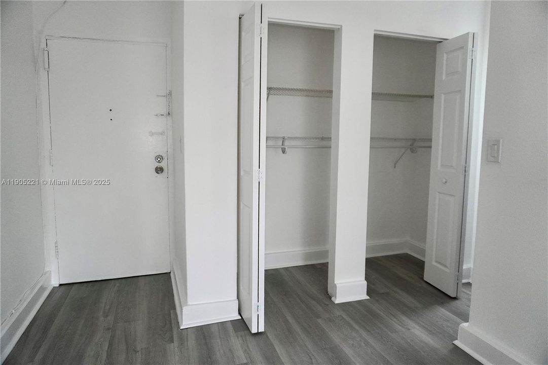 Recently Rented: $1,650 (1 beds, 1 baths, 0 Square Feet)