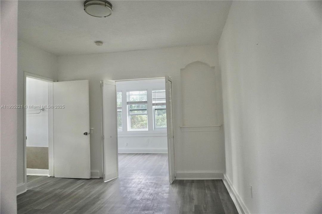 Recently Rented: $1,650 (1 beds, 1 baths, 0 Square Feet)